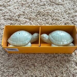 Ceramic Turtle Shakers